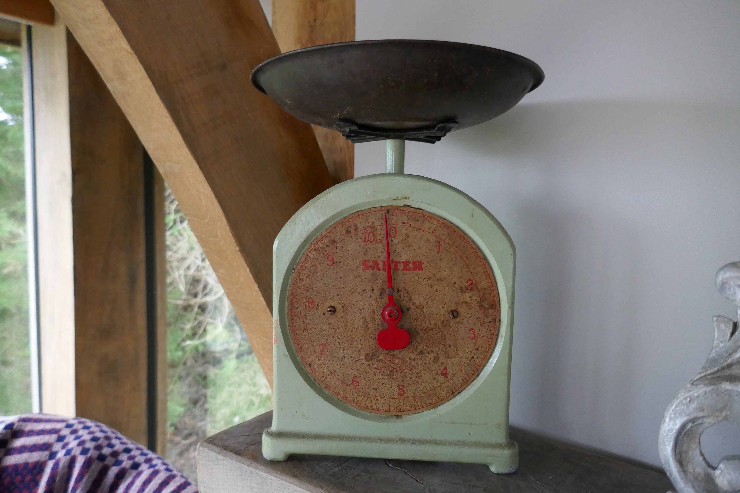 Vintage 1950's Retro Salter Kitchen Scales. 