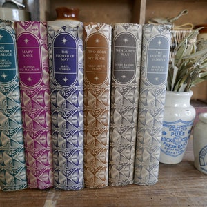 Vintage Reader Digest Story Books - Vintage Bücher - Vintage Bücher - Vintage Bücherstapel - Bücherstapel - Dekorative Bücher - Vintage Couchtisch Bücher