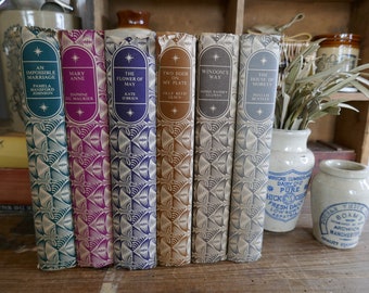 Vintage Readers Digest Books: 1950s Decorative Book Set