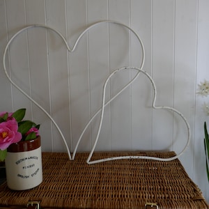 GRAND coeur en métal rustique - coeur suspendu mural - coeur en métal - décoration rustique - coeur rustique - décoration de ferme - coeur suspendu - couronne de coeur