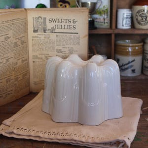 Antique Victorian Jelly Mould -kitchen decor, Jello Mould - Antique Terrine, Antique Advertising, Antique Cookware, Antique Jello mould