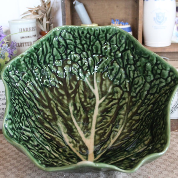 Vintage Decorative Cabbage Bowl, Vintage Bowl, Serving Bowl, Cabbage ware, Spring Decor, Majolica tableware, Cabbage Bowl, Cabbage Plate