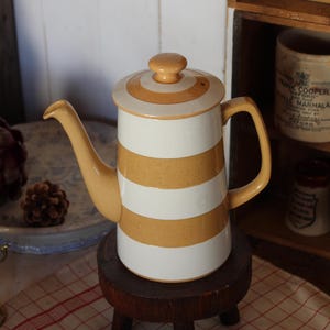 Vintage T G Green Cornishware Tea pot:Coffee pot, Cornish Gold