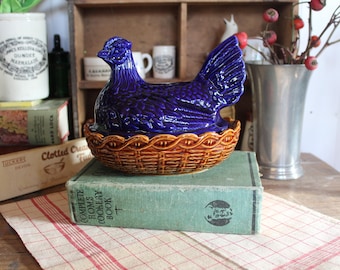 Rare Small size Vintage Portmeirion Blue chicken Hen on Nest Egg holder: Kitchen decor