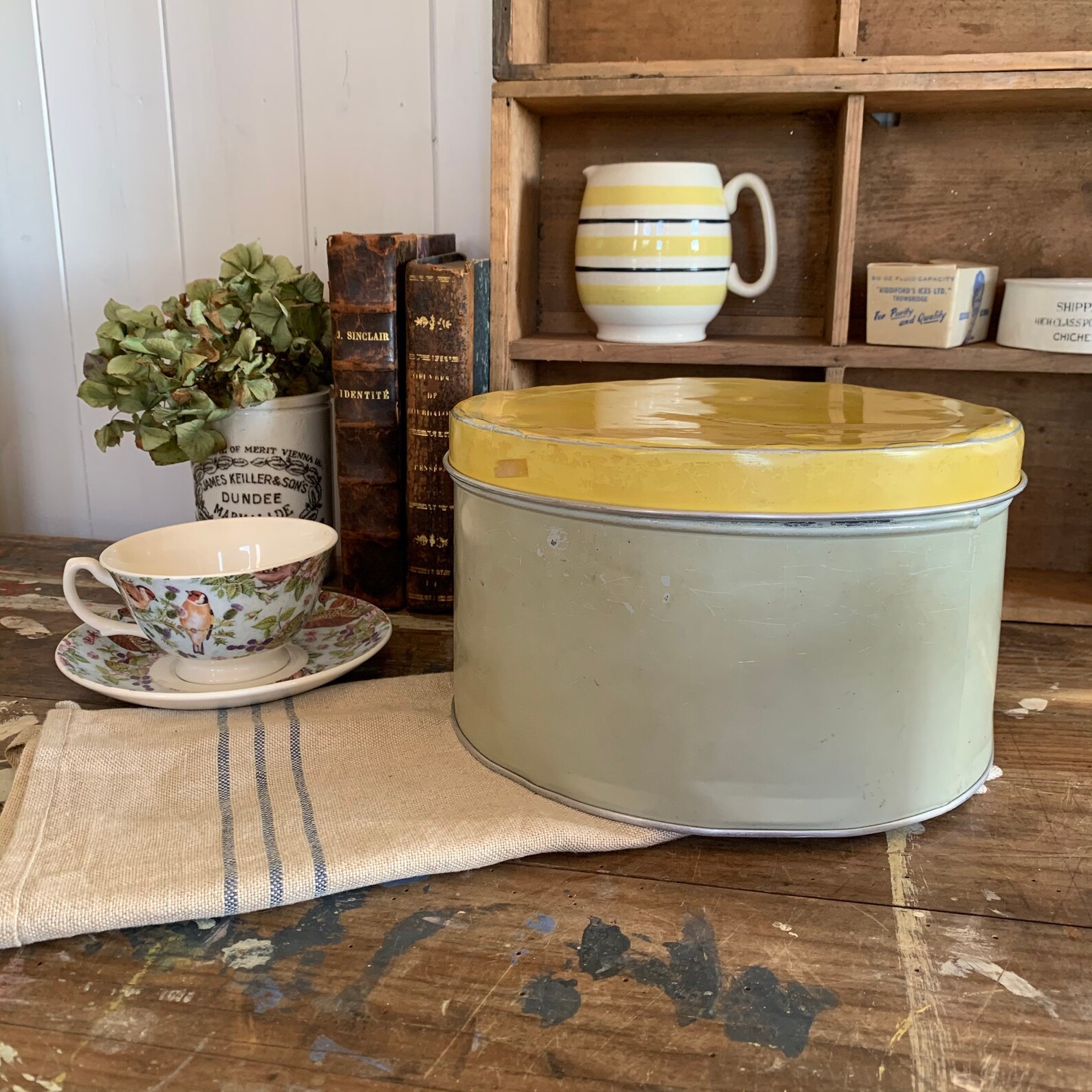 Vintage Cake Tin Worcester Ware Vintage Cake Tin Vintage Etsy