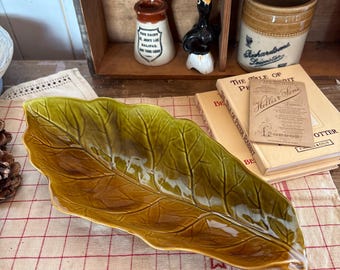 Vintage Ceramic Leaf Trinket Dish: Autumn Fall Decor