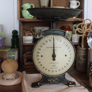 Vintage Kitchen Scale, Vintage Kitchen Scales, Farmhouse Scale, Rustic Antique Weighing Scales, Salter Household Scales, English Scale