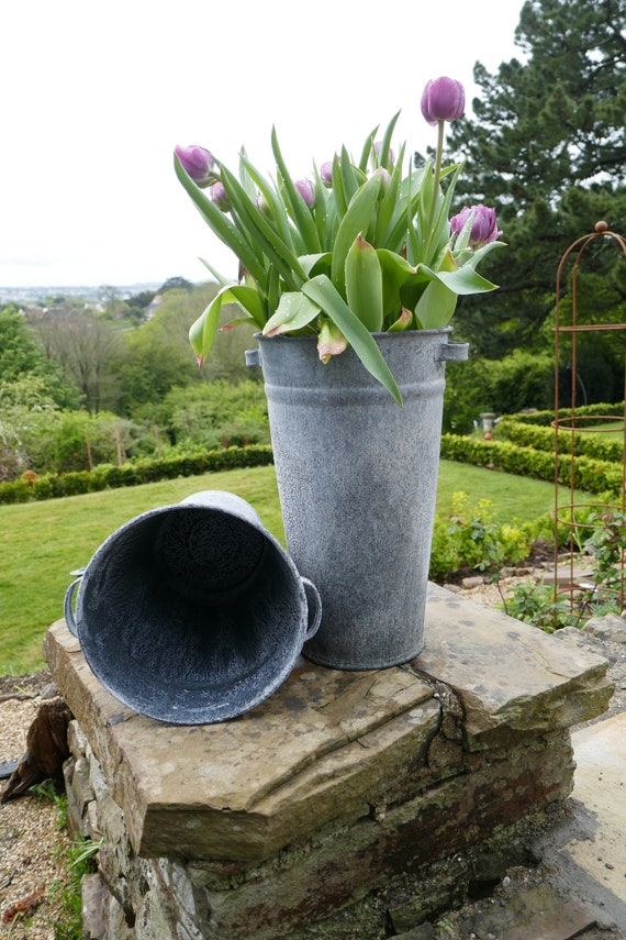Genuine Vintage  Galvanised Flower Bucket  Garden Planters  23 cm high 436d 