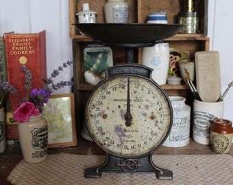 Vintage Kitchen Scale, Vintage Kitchen Scales, Farmhouse Scale, Rustic Antique Weighing Scales, Salter Household Scales, English Scale