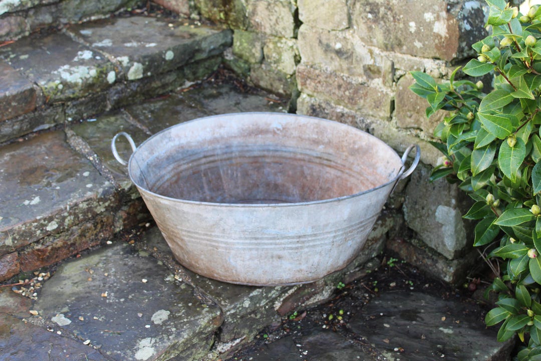Tin Pot Vintage Metal Garden Planter, Galvanised Zinc Tin Bath Plant Pot ...