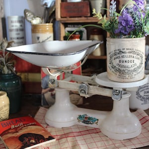 Vintage English Scale, Vintage Scale, Kitchen Scale, Kitchen Scales, Antique scale, Viking Brand Scale, White Scale, Farmhouse Decor, Scale