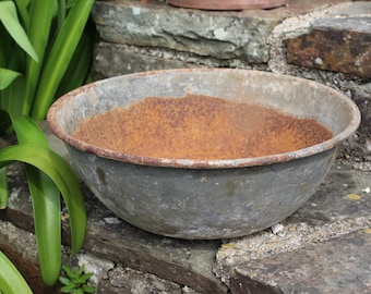 Vintage Galvanized Metal Garden Planter, Rustic Zinc Tub, Farmhouse Decor