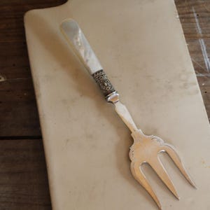 Bread Basket Fork, Bread fork, Serving Fork, Vintage Fork, Vintage Flatware, Vintage Cutlery - Serving Untensil
