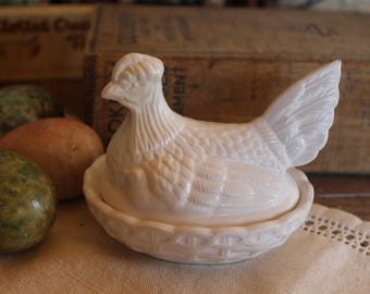 Extra Small Portmeirion White Hen on Nest Terrine, Vintage Egg Holder, Farmhouse Kitchen Decor