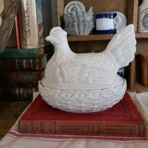 Vintage Hen Terrine Egg Holder Ceramic Chicken Hen on a Nest Pottery  Chicken Chicken Egg Holder Egg Holder vintage Farmhouse Decor 