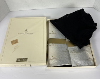 Vtg victoria’s secret spanish lace panty hose black medium  black nib london