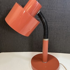 Vtg 1976 cm burman modern dark orange brown plastic gooseneck desk lamp