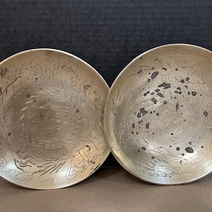 Vintage pair hand etched dragons chinese motif solid brass bowl 9&quot; diameter