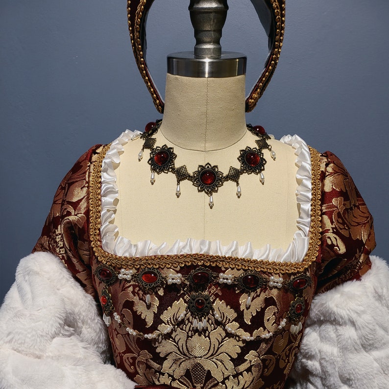 Tudor Renaissance Gown Anne Boleyn Burgundy Many Colors - Etsy
