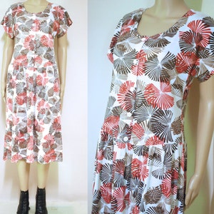 80er Jahre abstrakte Schablone Print Shirtdress, Vintage T Shirt Shift Mid Length Kleid, Achtziger Jahre Mode Kitsch Hippie Vtg 1980er Jahre Größe S