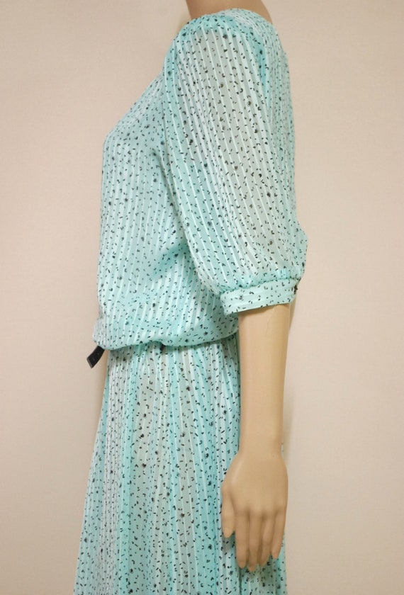 70s Vintage Puffed Sleeves Pastel Blue Dress, Sem… - image 8
