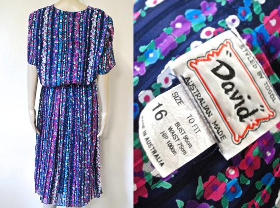 70s Floral Pleated Skirt Dress with Pockets, Vint… - image 10