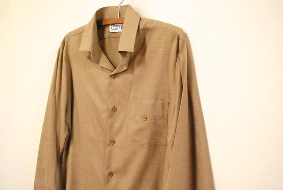 70 s Mens Pale Kramer Brown chemise Vintage Hipster Kramer Pale bouton vers le bas des manches longues Hippie Semi Sheer VTG Seventies des années 1970 de taille moyenne M 87a814 70 s Mens Pale Kramer Brown chemise Vintage Hipster Kramer Pale bouton vers le bas des manches longues Hippie Semi Sheer VTG Seventies des années 1970 de taille moyenne M 87a814