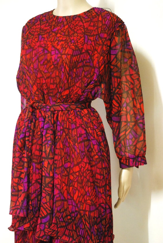 80s Vintage Red Abstract Cubist Print Dress, Tier… - image 3