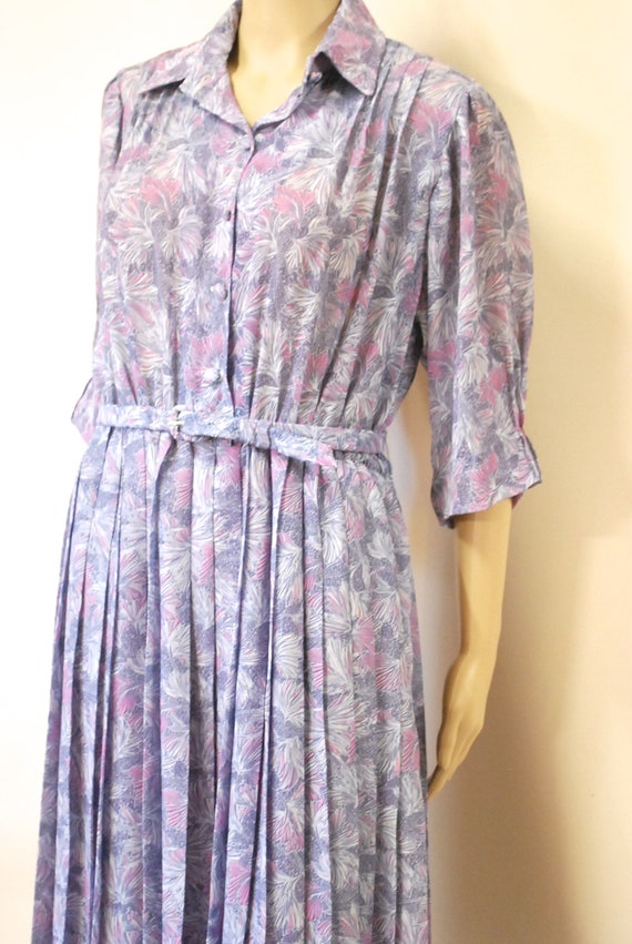 70s Garden Party Floral Day Shirtdress, Vintage P… - image 7