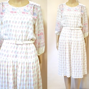 70s White Floral Puff Sleeve Belted Dress, Vintage Mid Length Retro Seventies Pleated Skirt VTG 1970s Size XS-S