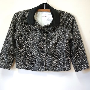 90s Velvet Cropped Animal Print Jacket Blazer, Velour Leopard Vintage Cute Clueless Soft Grunge VTG Indie 1990s Size XS