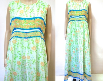 70s Retro Green Floral Sleeveless Sundress, Vintage Maxi Long Length Dress, Retro Seventies Hippie Flower Child VTG 1970s Size S