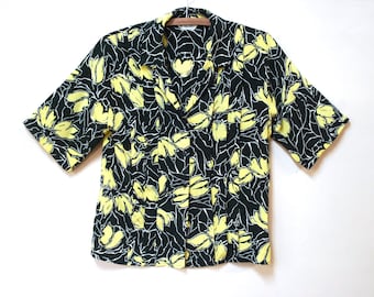 1980s Vintage Negro Canario Amarillo Plisado Floral Hipster Camisa Botón Abajo Blusa Retro de Manga Corta Unisex Vtg 80s Talla S