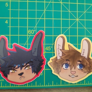 Conejitos KH de 3 pulgadas / Botella de agua para computadora portátil con cuaderno de bocetos de vinilo / Lindo moño feliz emo de dibujos animados kawaii / Regalo para amantes de las calcomanías