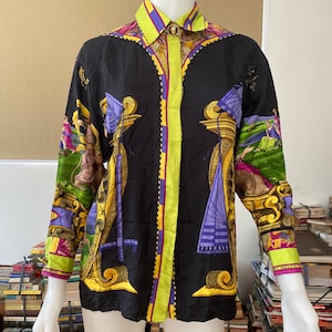 Vintage GIANNI VERSACE &#39;Europa&#39; 1993 Atelier Versace Greek Gods Silk Long sleeves Button shirt Medusa