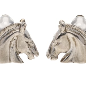 お馬さんモチーフ♡可愛い【HERMES】Cheval earrings Cheval