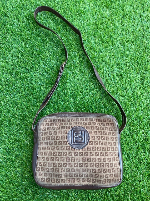 Vintage FENDI FF Monogramme Crossbody Sling Body Bag 1970s -  Israel