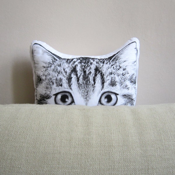 cuscino decorativo a forma di testa di gatto bianco e nero dipinto a mano