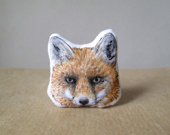 fox brooch hand painted fabric pin textile jewelry kitsune fox totem gift idea forest woodland creature red foxes