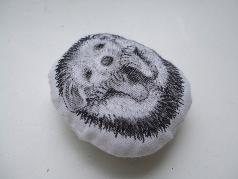 hedgehog brooch hand painted animal soft brooch mother's day gift hand painted woodland creature image 3