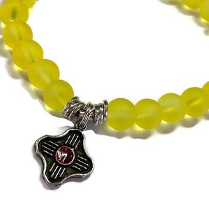 Zia New Mexico Symbol Yellow Glass Stretch Bracelet, UNM Licensed Charm Jewelry, Gift for Graduate, Student, University of New Mexico Sports