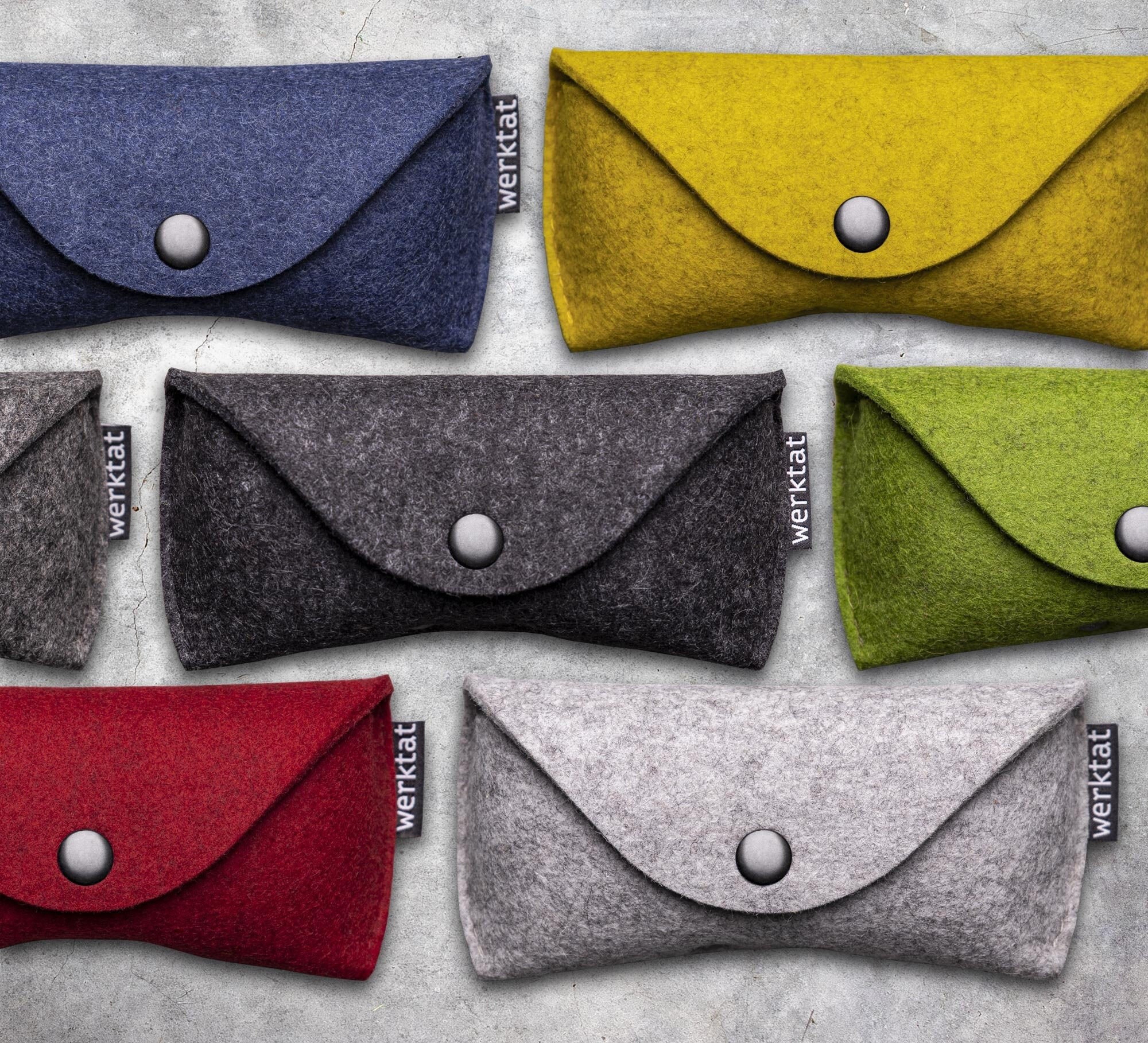 practical glasses case with push button made of genuine felt