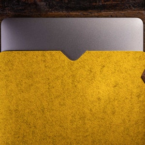 simple MacBook sleeve felt minimalist laptop case mustard mixed