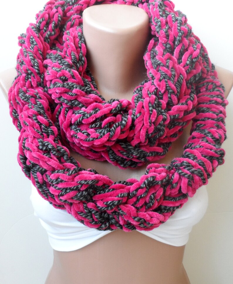 Christmas scarf Infinity scarf. gifts Crochet scarfCrochet | Etsy