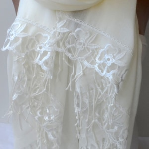 Wedding Ivory Pashmina Bridesmaid shawls with French Lace Pashmina Cream Scarf Women Summer Party Lightweight So Soft Classy Wraps