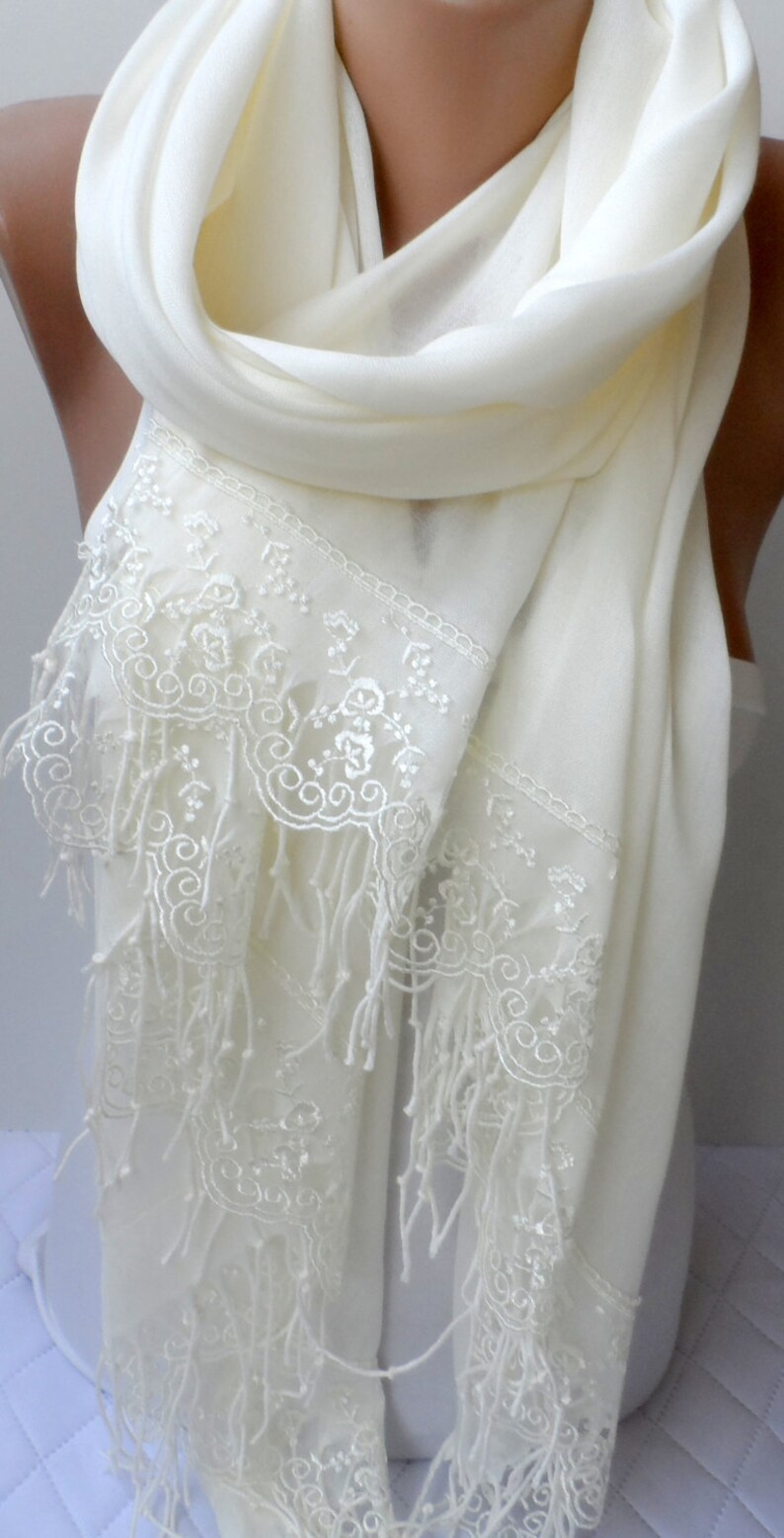 shawl for spring wedding