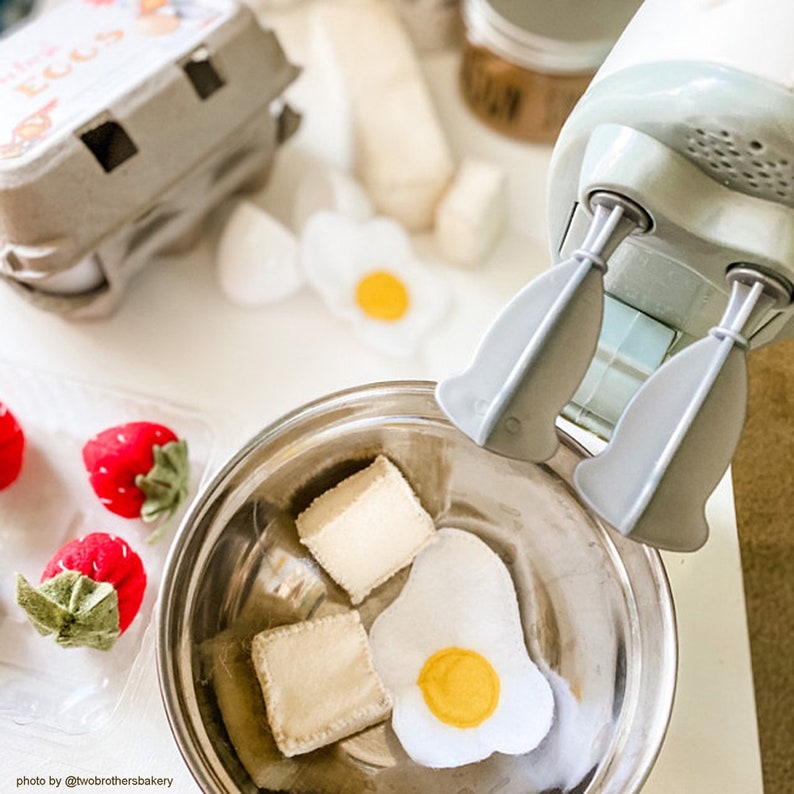 Pretend Eggs Play Food Crackable Eggs Felt Food Breakfast Etsy