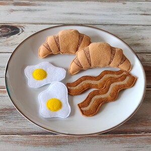 Felt Food Bacon and Eggs, Breakfast Set, Croissant, Milk Bottle image 6