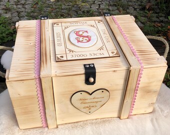 Large personalized wooden birth gift box with hand-embroidered initial - Baby gift - Engraved keepsake box - Keepsake box for girls and boys