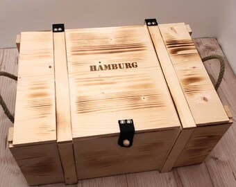 Personalized rustic wooden gift box – city/country engraving, vintage look, wooden gift packaging, 3 sizes, personalized